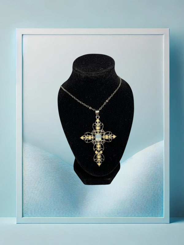 Icy Cross Kette