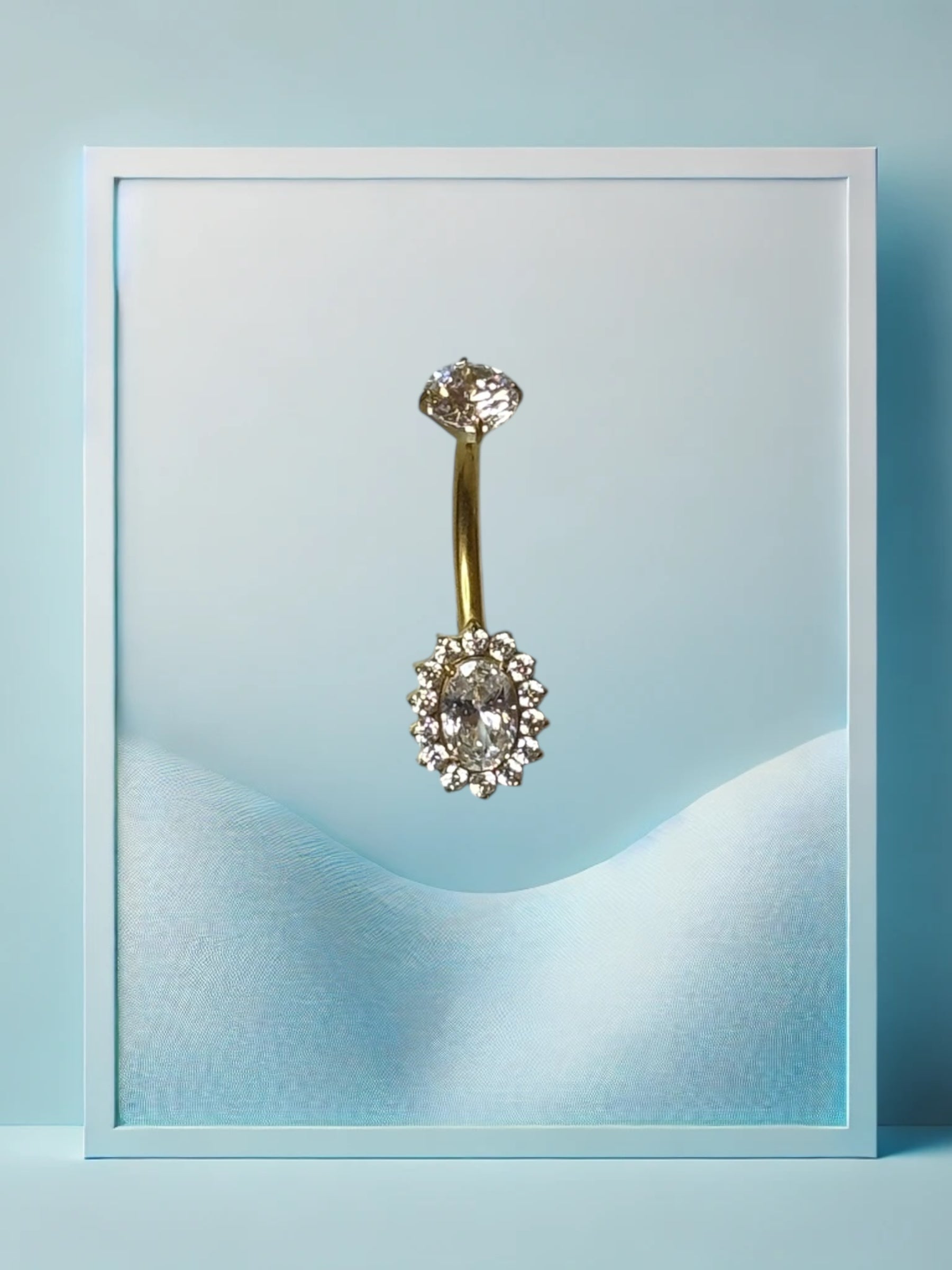 Viral Babe Bauchpiercing Titan