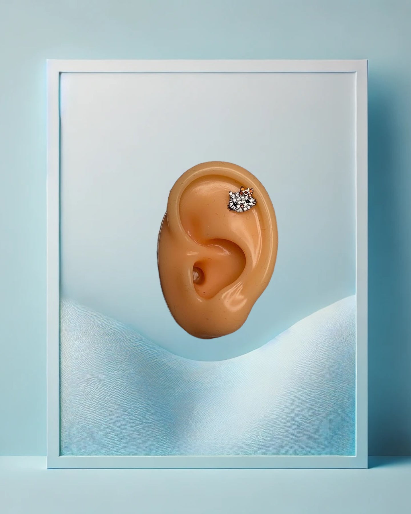 Diamond Kitty Helix/Conch - IcyBelly